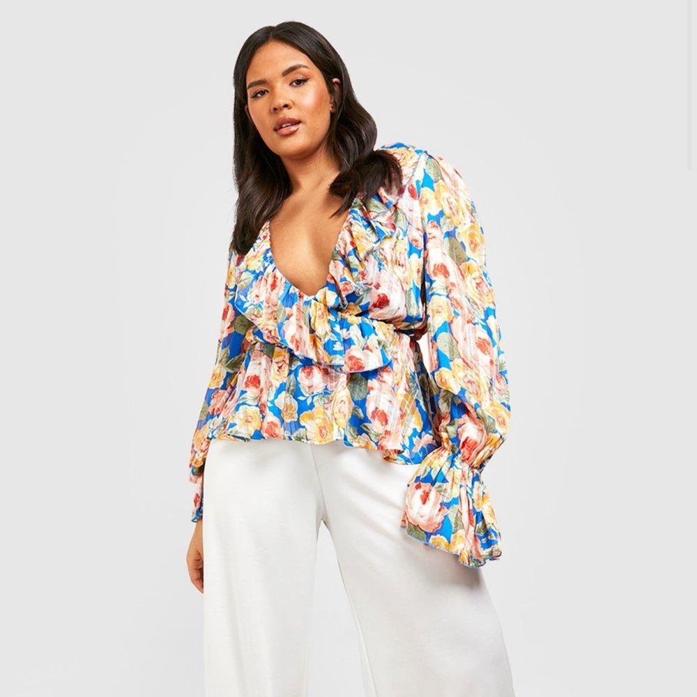 PLUS WRAP FRILL FRONT FLORAL BLOUSE New with Tags